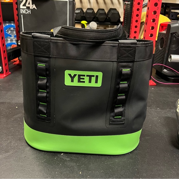 Yeti Handbags - YETI CAMINO 35 - Canopy Green